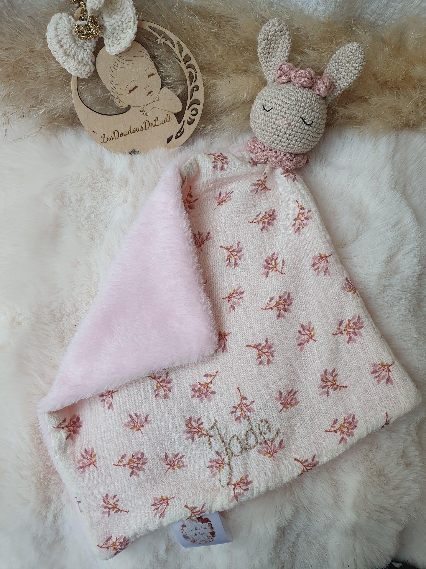 Valentine la Lapine Rose Satin