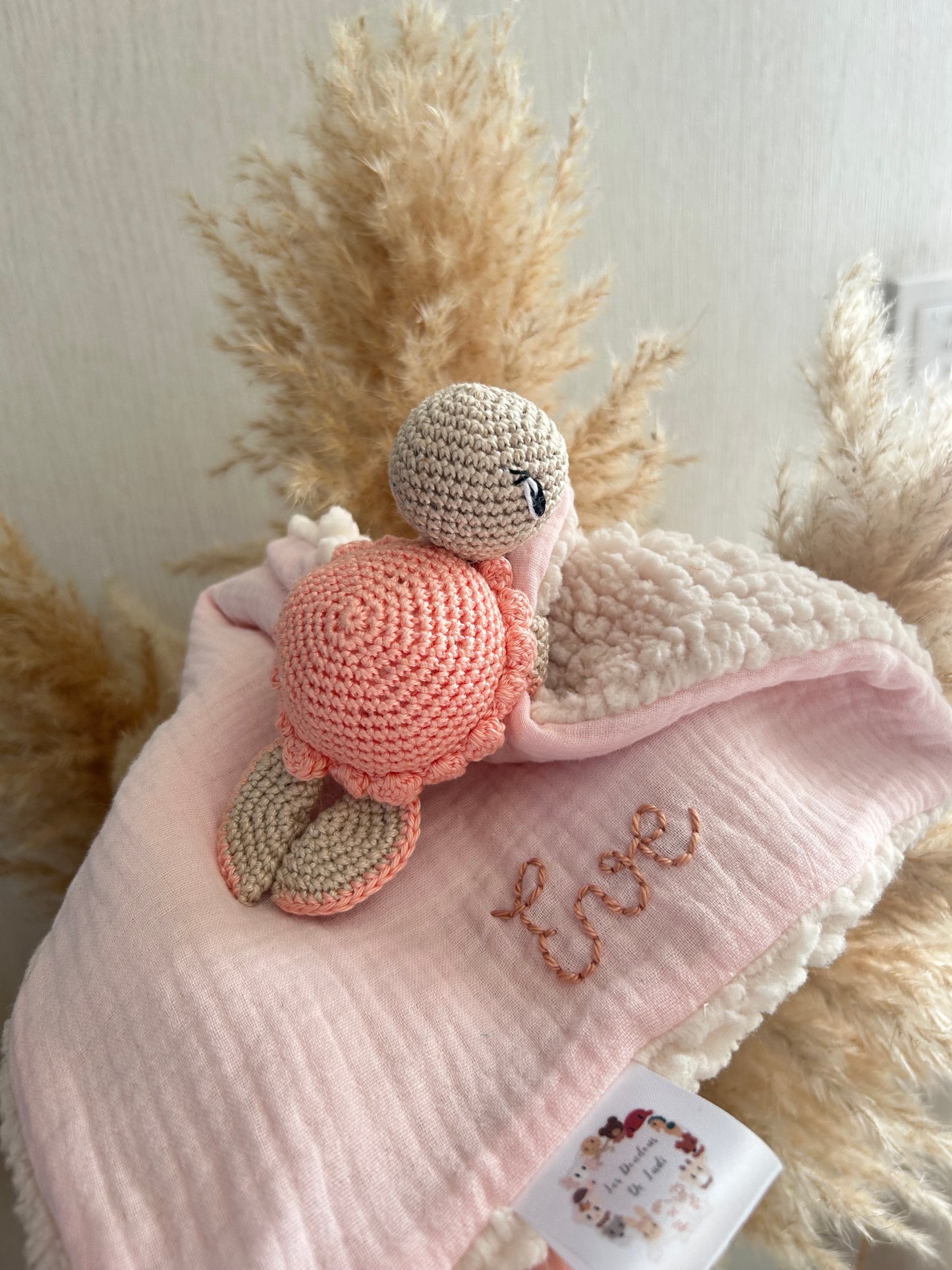 Lily La Tortue Rose Saumon-Sable